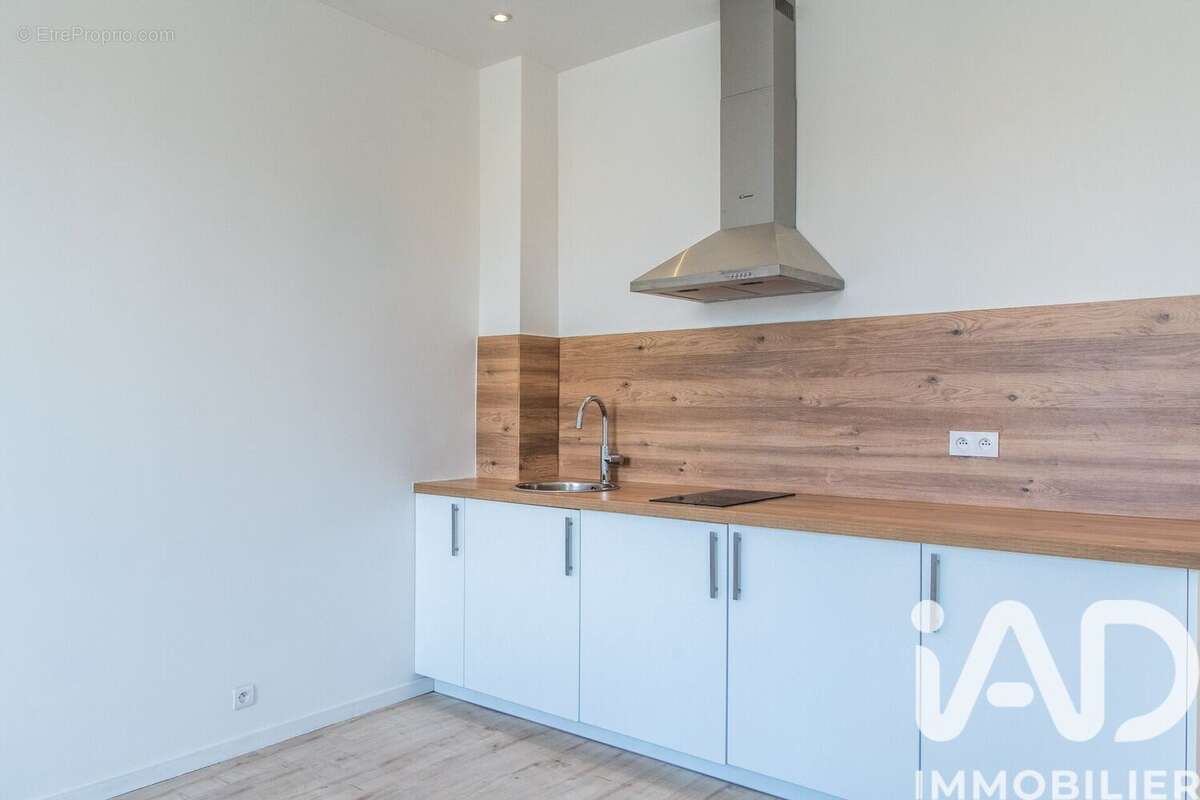Photo 8 - Appartement à SAINT-GERMAIN-LES-ARPAJON