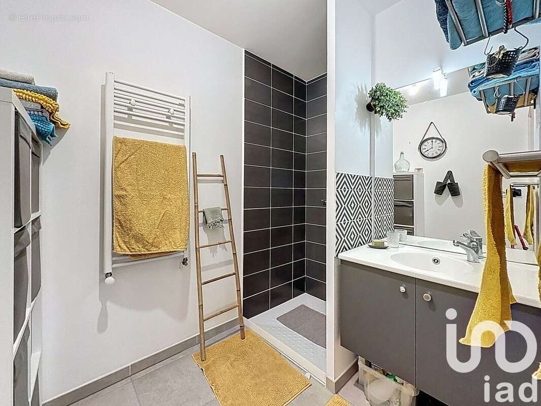 Photo 8 - Appartement à OLLIOULES