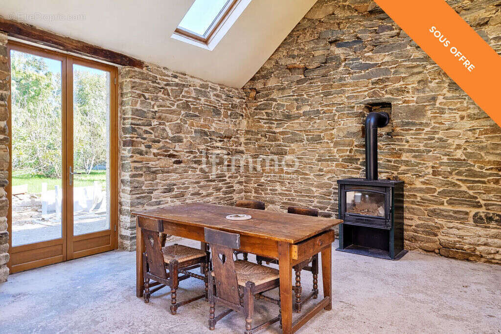 Longère en pierre, 3 pièces de 60 m² à Cast 29150 - photo 8