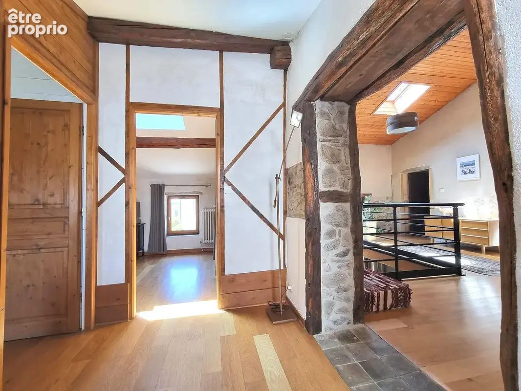 Maison 6 pièces 186 m² à vendre à Tassin-La-Demi-Lune (69160) - photo 5