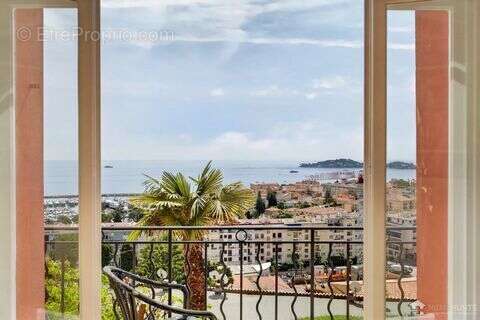 Appartement à BEAULIEU-SUR-MER