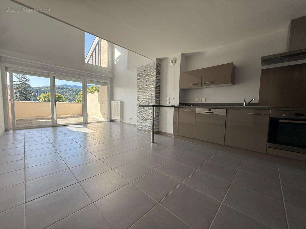 Appartement à THONON-LES-BAINS