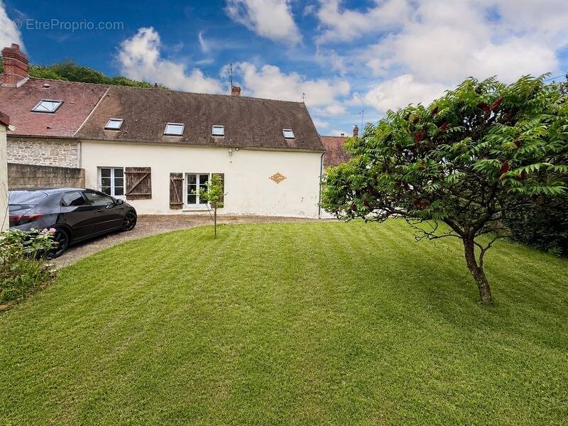 Maison à BURY