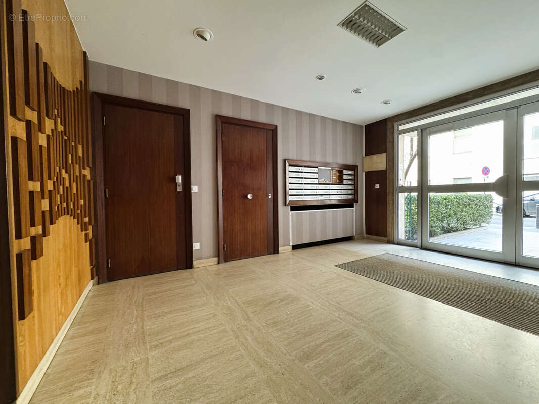 Appartement à PARIS-12E