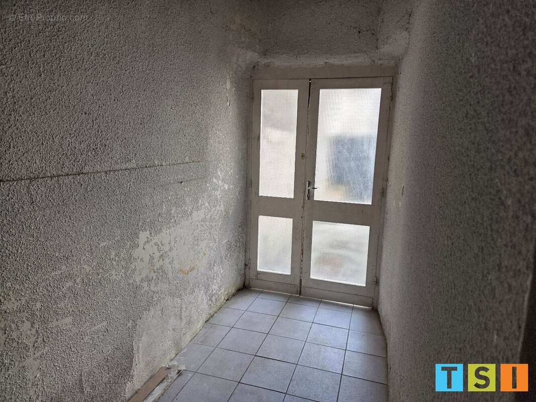 Appartement de 80 m² sur 2 étages avec 1 cour de 43 m², centre ville - photo 18