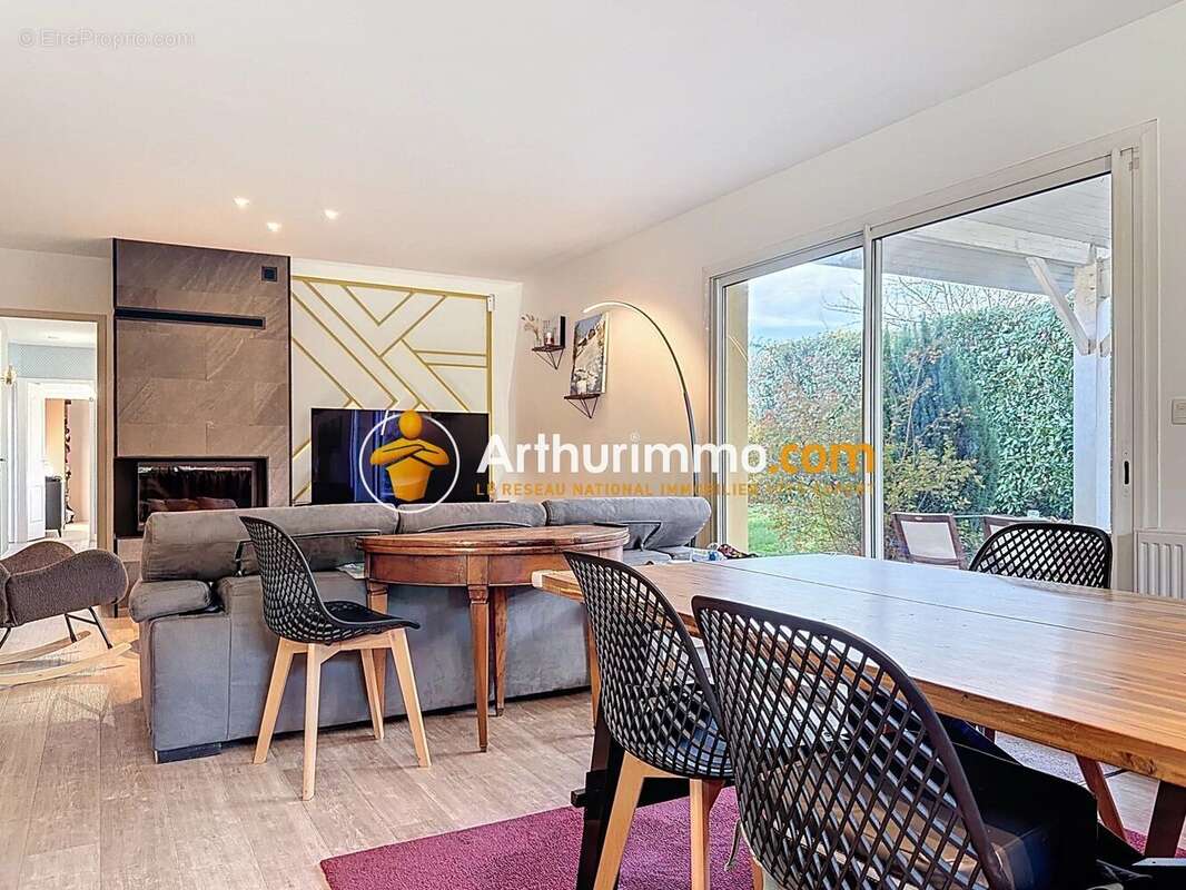 Maison à BOURGOIN-JALLIEU