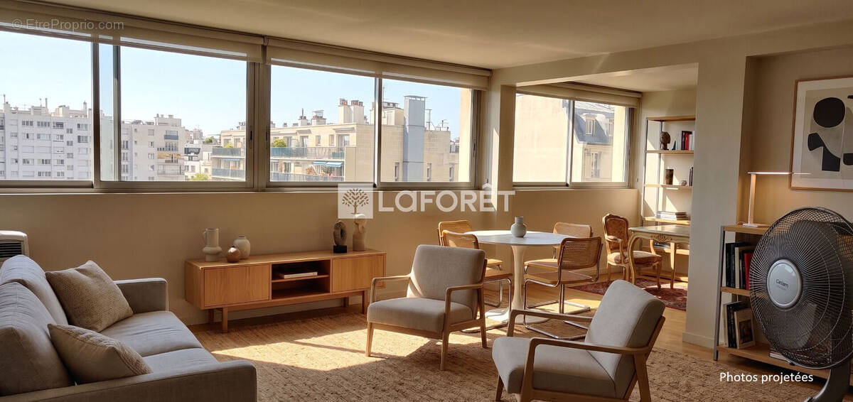 Appartement à PARIS-14E