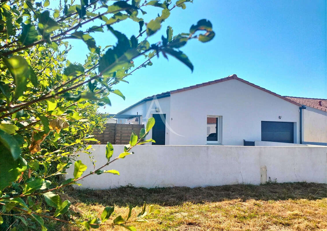 Maison à BEAUVOIR-SUR-MER
