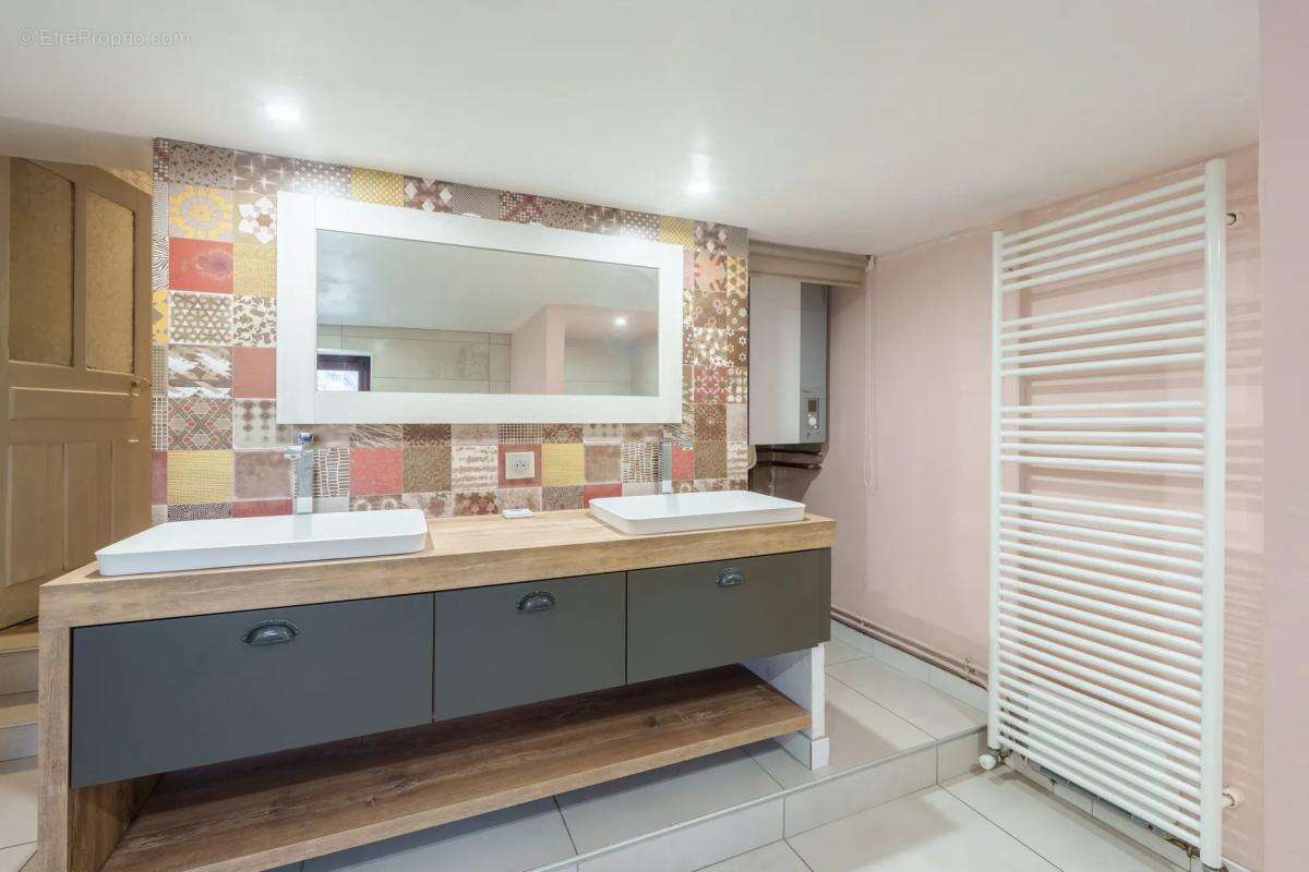 Maison à MEURSANGES