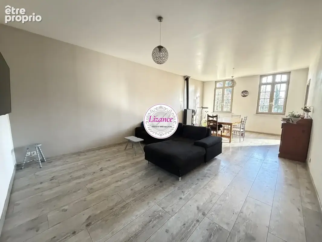 Maison 6 pièces 180 m² à vendre à Gouzeaucourt (59231) - photo 3