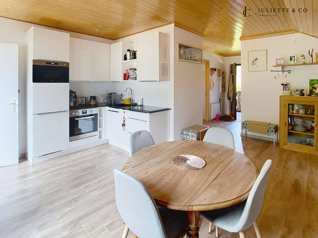 Appartement à LES HOUCHES