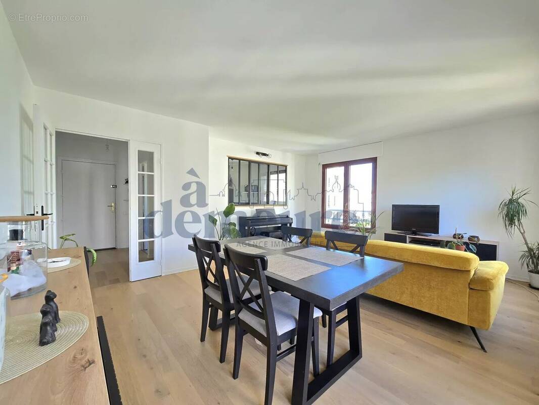 Appartement à ISSY-LES-MOULINEAUX