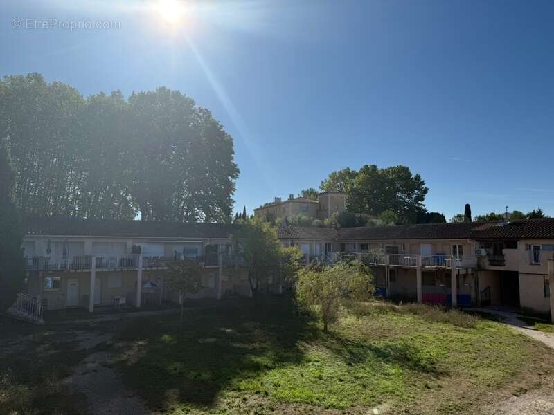 Appartement à EGUILLES