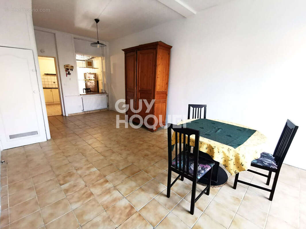 Maison à LA CHAPELLE-D&#039;ARMENTIERES