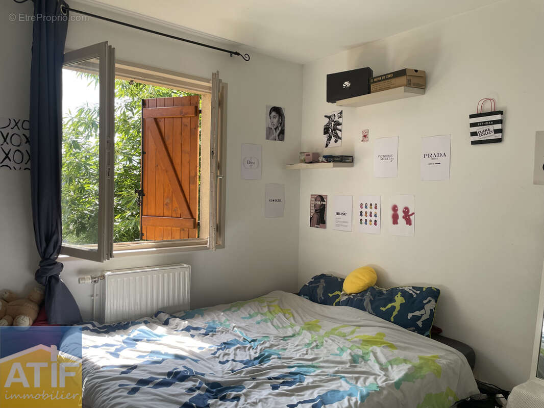 Maison à NOIRETABLE