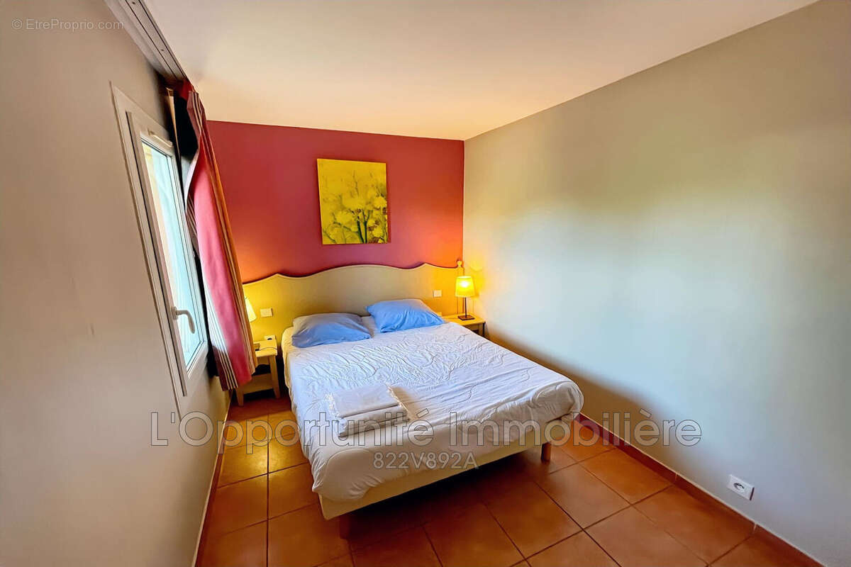 Appartement à MANDELIEU-LA-NAPOULE