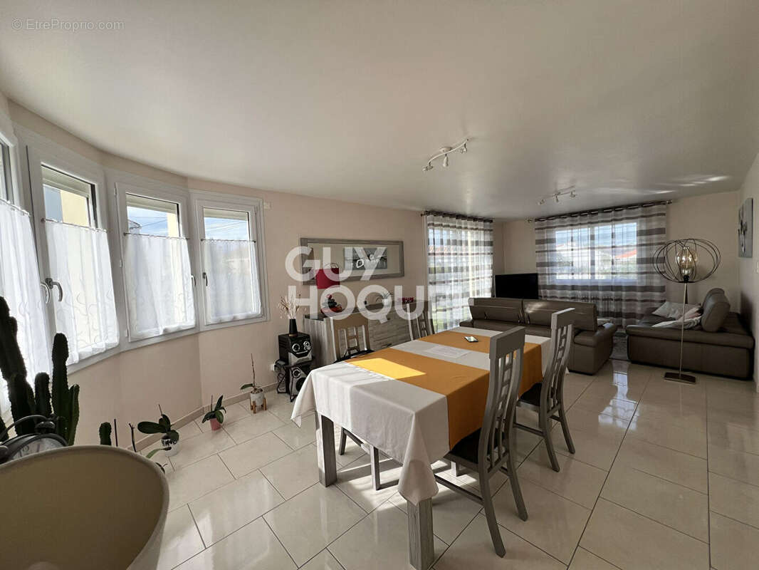 Maison à SAINT-HILAIRE-DE-RIEZ