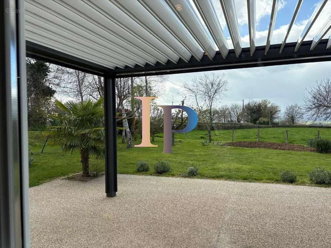 Saint hilaire sous charlieu - photo 5
