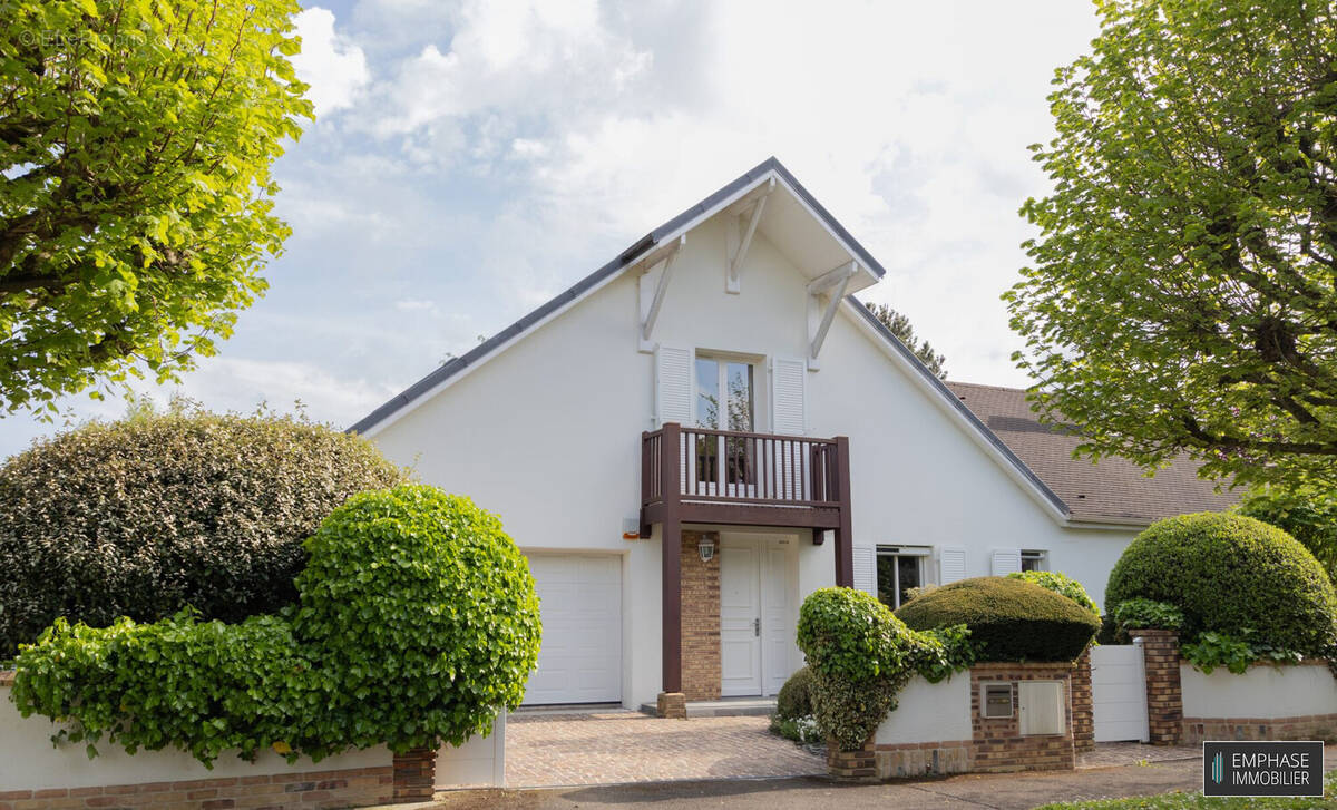 Maison à VILLENNES-SUR-SEINE