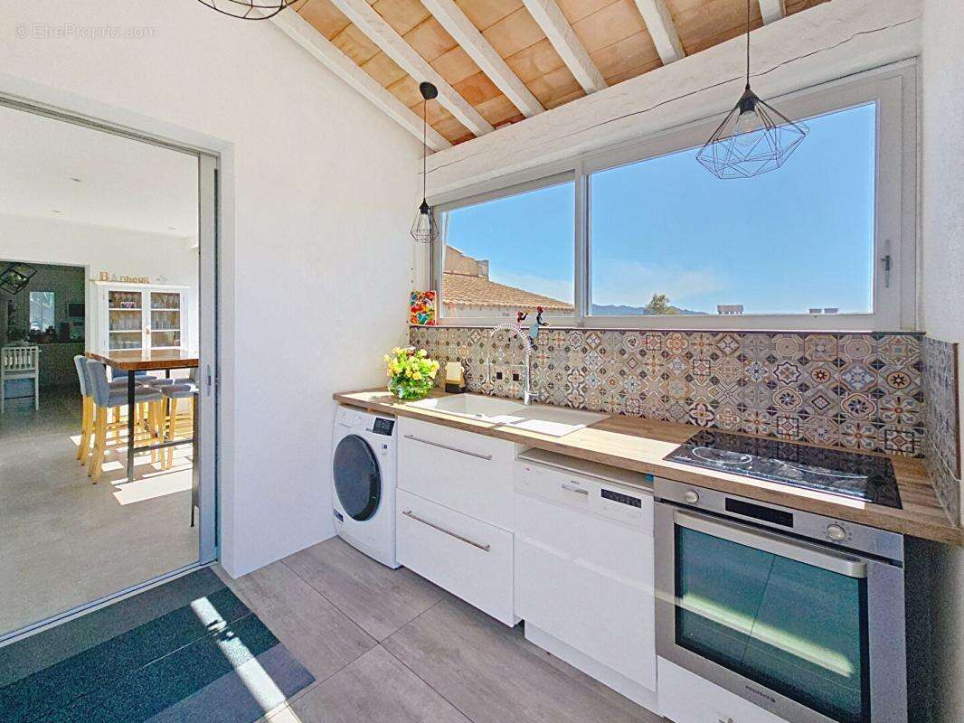 Maison à SIX-FOURS-LES-PLAGES