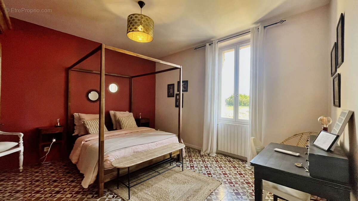 Propriete 315 m2 - photo 9