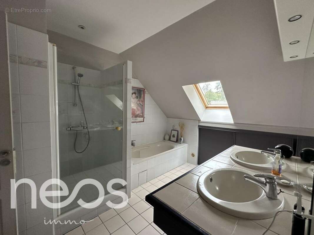 Maison à LA ROCHETTE