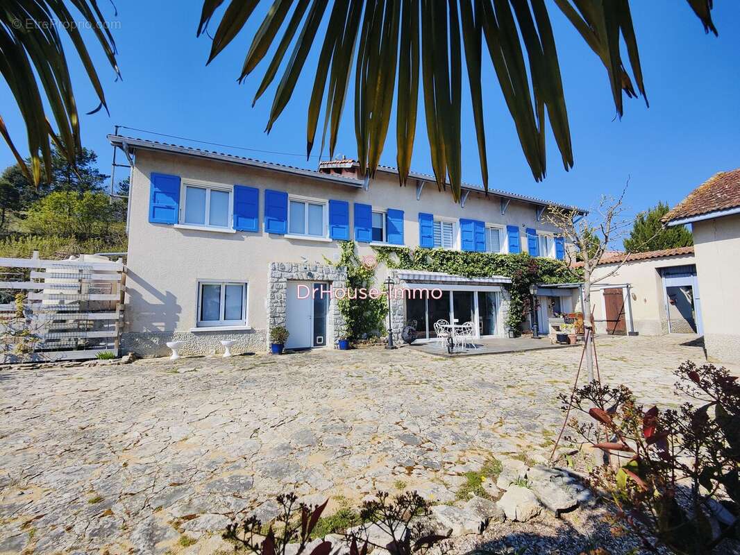 Maison à SAINT-DONAT-SUR-L'HERBASSE