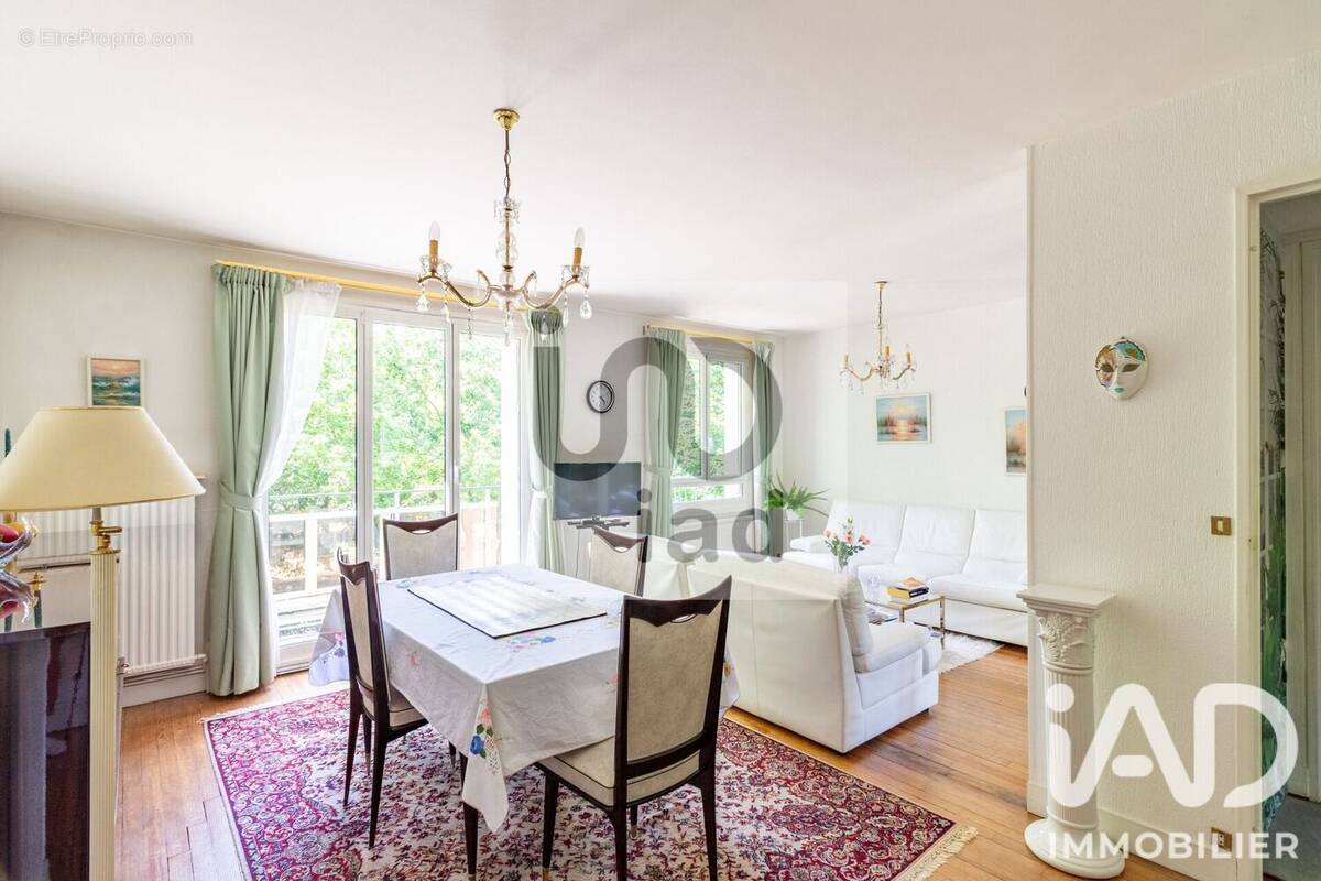 Photo 1 - Appartement à RUEIL-MALMAISON