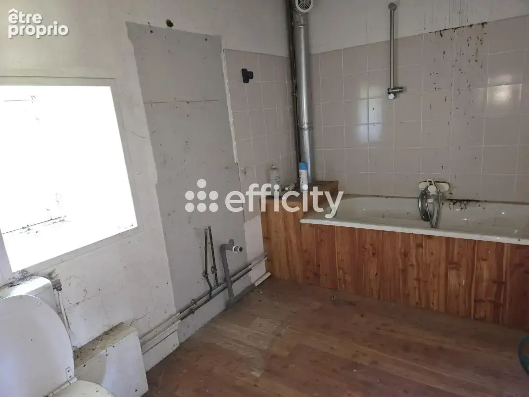 Maison 130 m² à Vassy  - photo 7