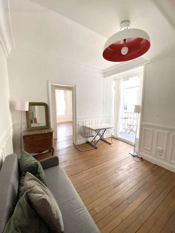 Vaneau, 2 Pièces 42 m² + terrasse 3,5m² - photo 6