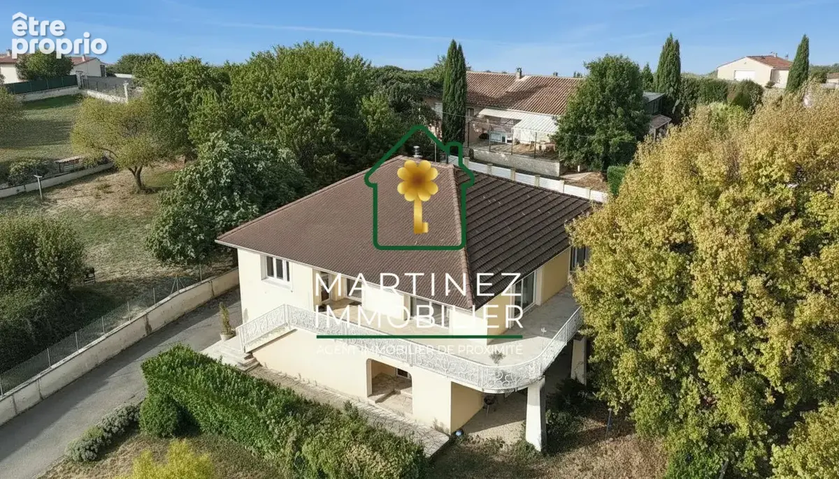 Maison 6 pièces 184 m² à vendre à Saint-Bonnet-De-Mure (69720) - photo 1