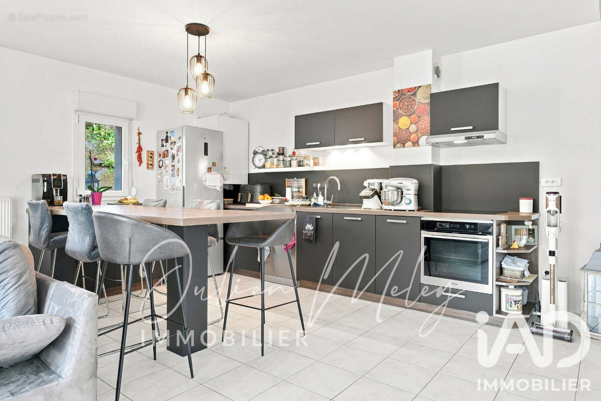 Appartement 73 m² à Vezelois  - photo 3