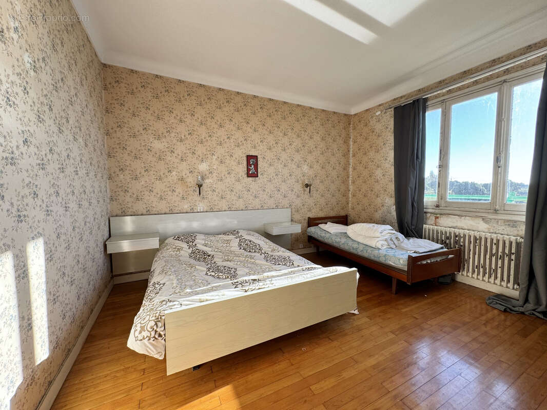 Maison à LE POULIGUEN