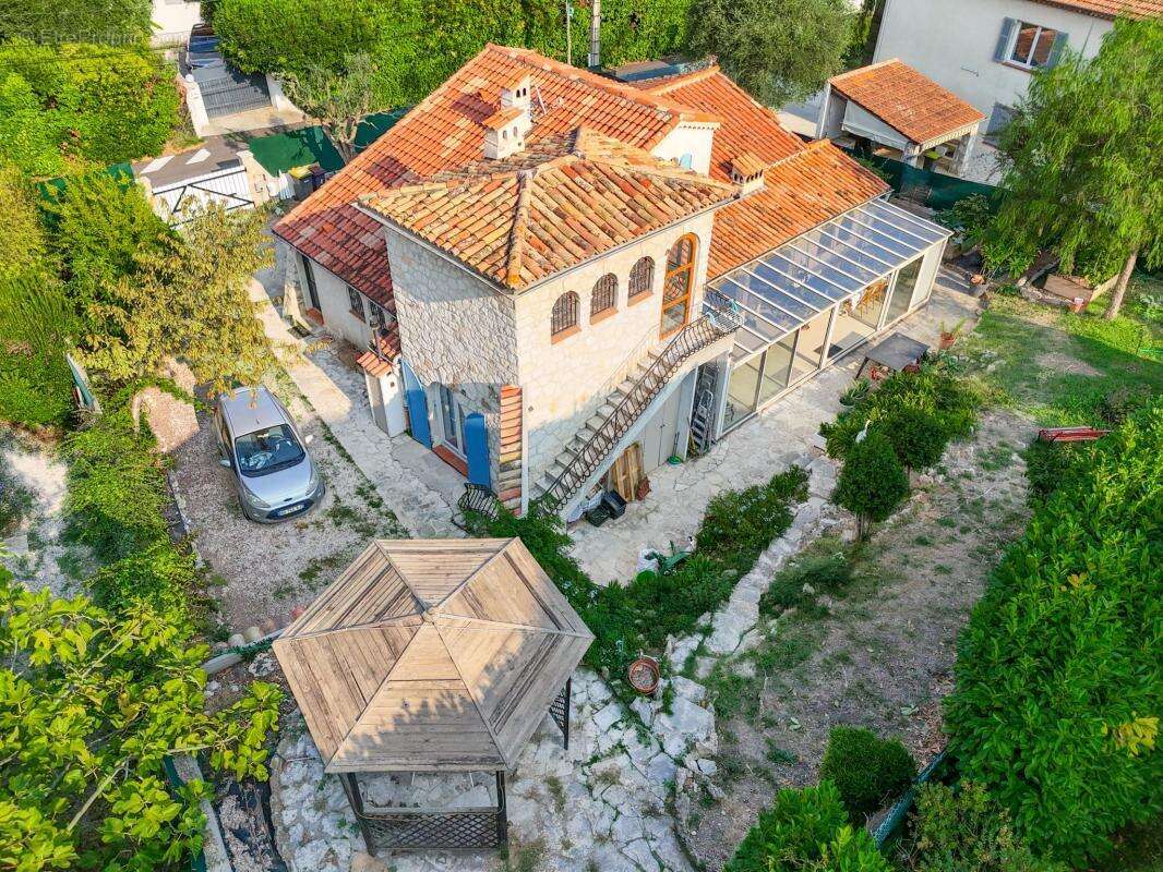 Maison à CAGNES-SUR-MER