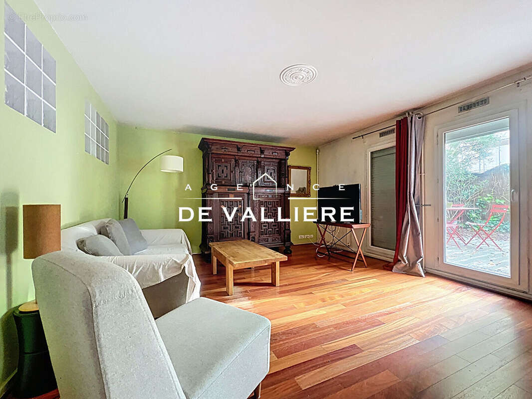 Appartement à NANTERRE