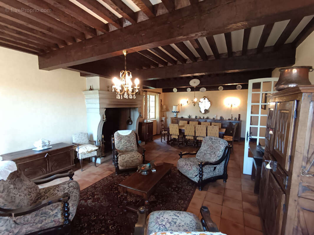 Maison Toulonjac 10 pièces 236.2 m2 - photo 6