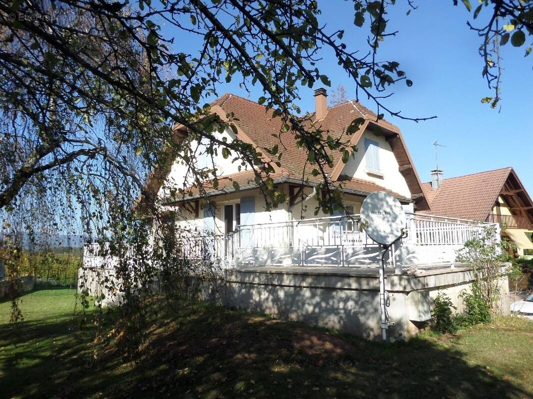 Maison à CHALONVILLARS