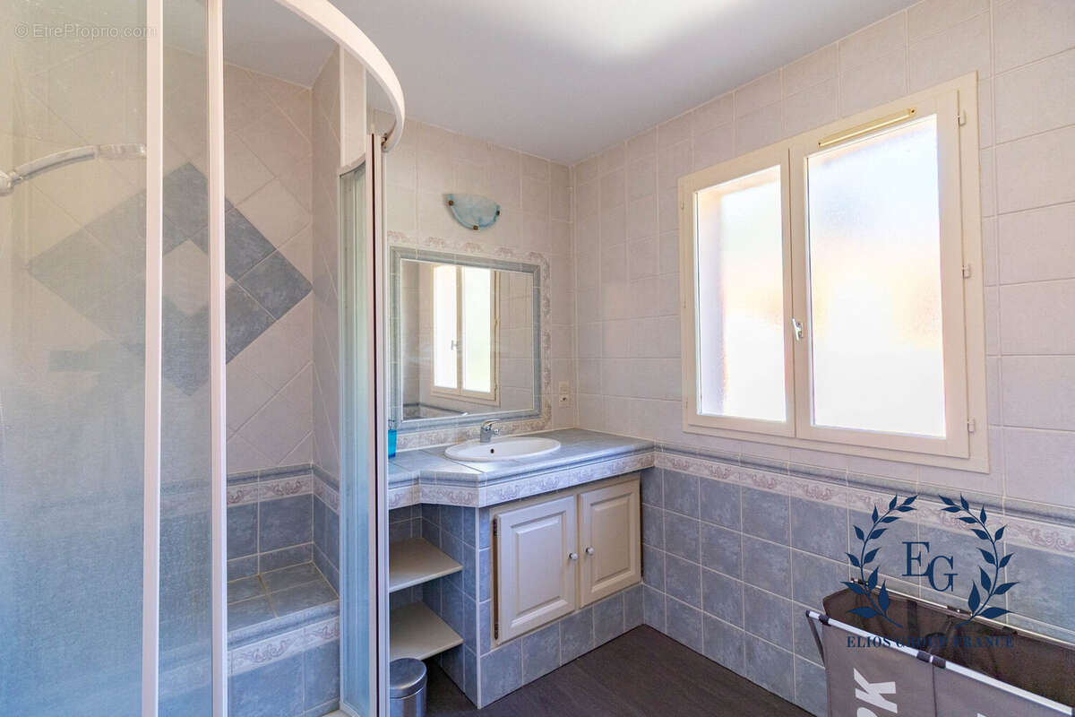 Maison à FLASSANS-SUR-ISSOLE