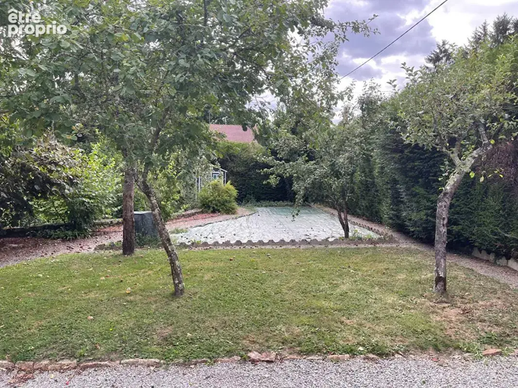 Maison de caractère en pierre  139 m²  Saint-Pierre-des-Nids (53) - photo 2