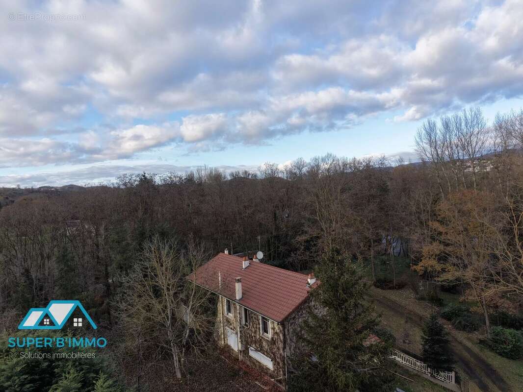 Appartement à VEZEZOUX