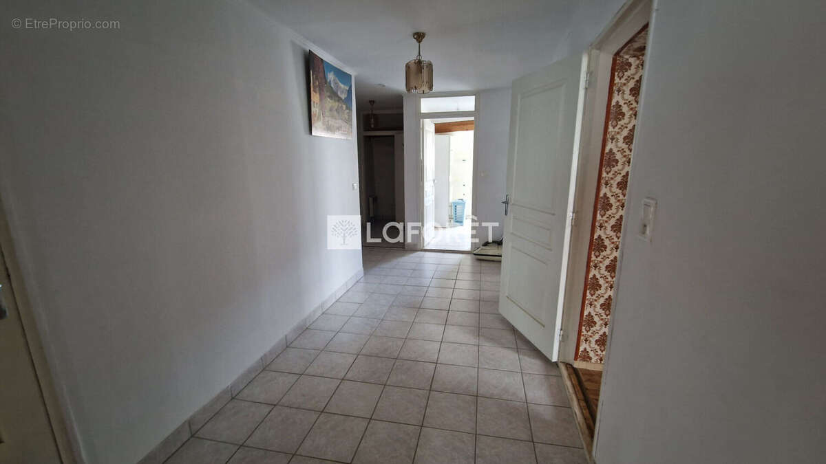 Maison à LA CHAPELLE-SUR-FURIEUSE