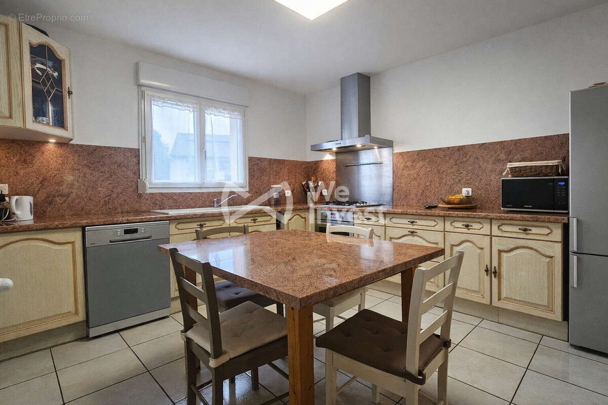 Maison à SECHEVAL