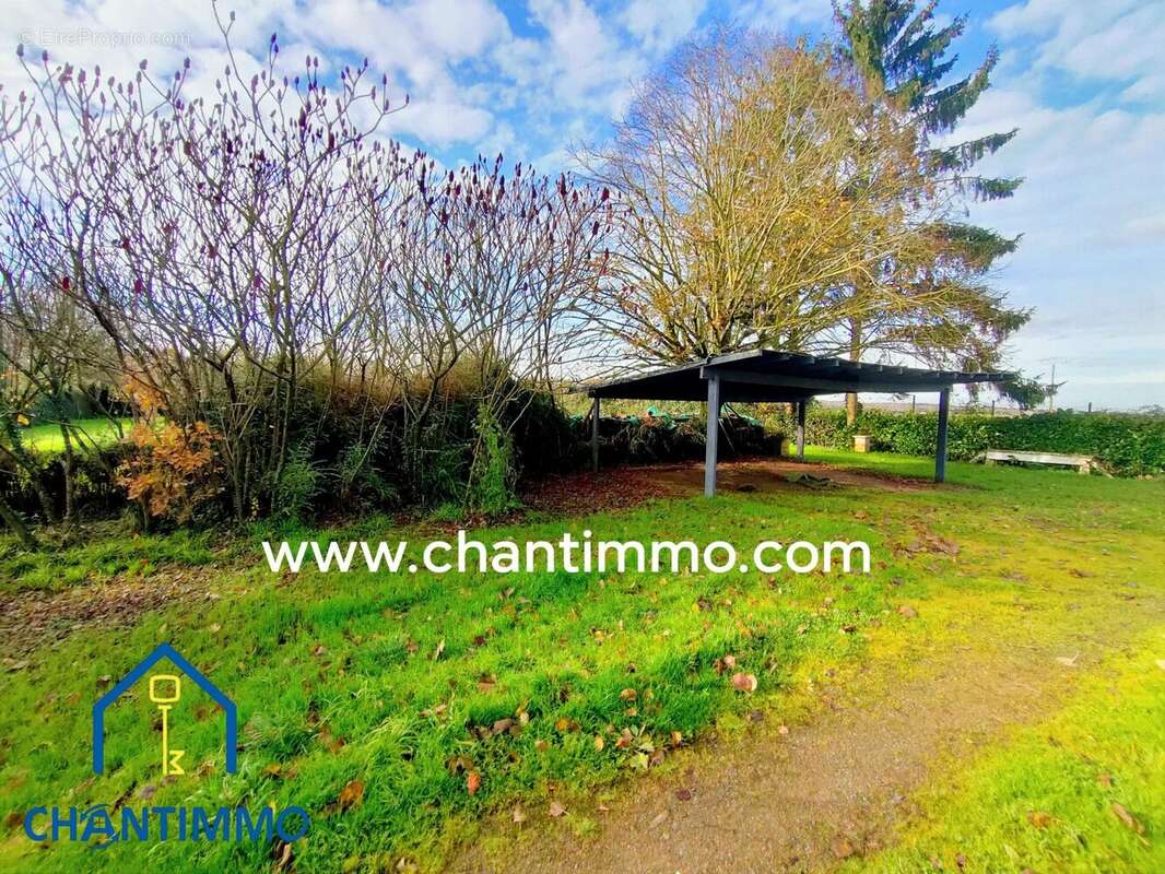 Maison à LA CAILLERE-SAINT-HILAIRE