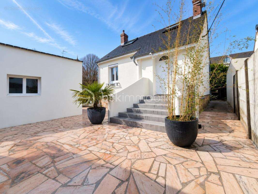 Charmante maison avec jardin et garage aménageable - photo 6