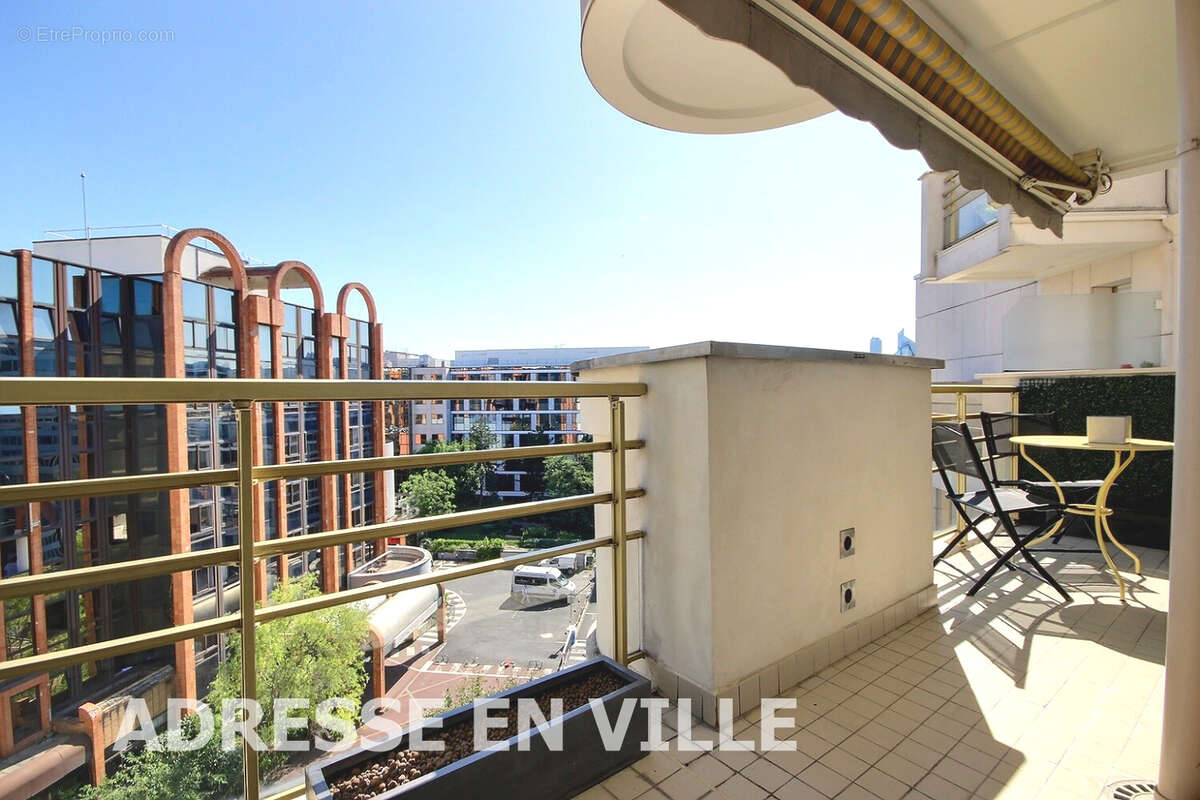 Appartement à LEVALLOIS-PERRET