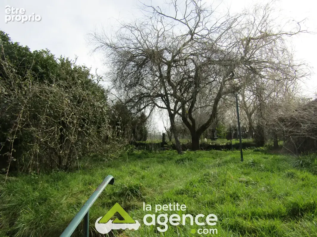 Maison 3 pièces 83 m² à vendre à La Chapelle-Hugon (18150) - photo 11
