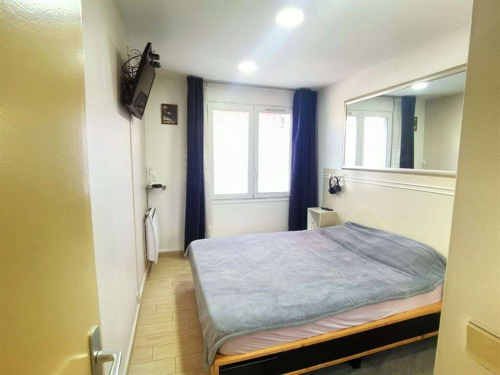 Appartement à PARIS-10E