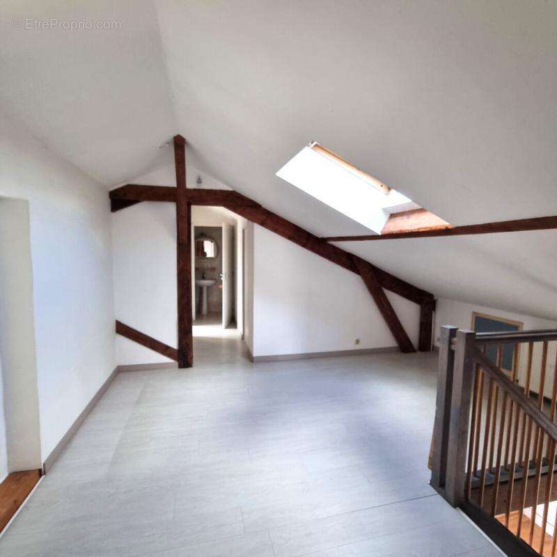 Appartement à LYON-8E