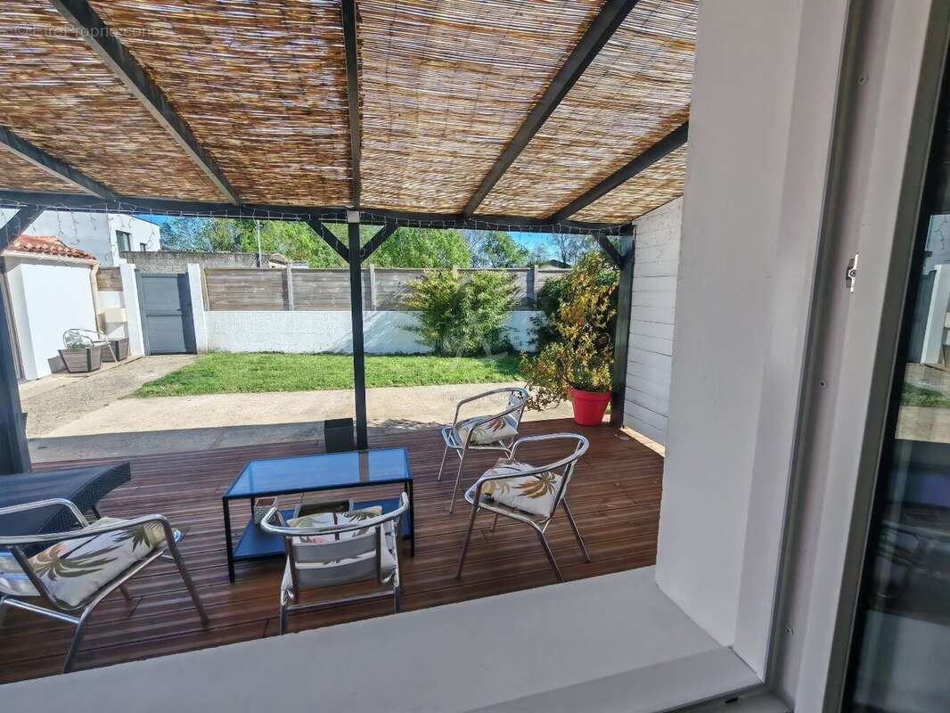 Maison à LE LANDREAU