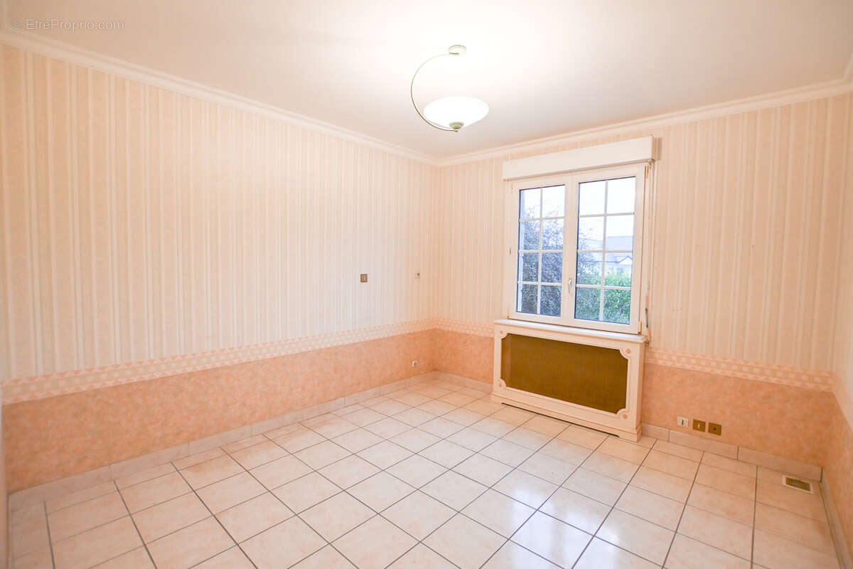 Maison à PLEYBER-CHRIST